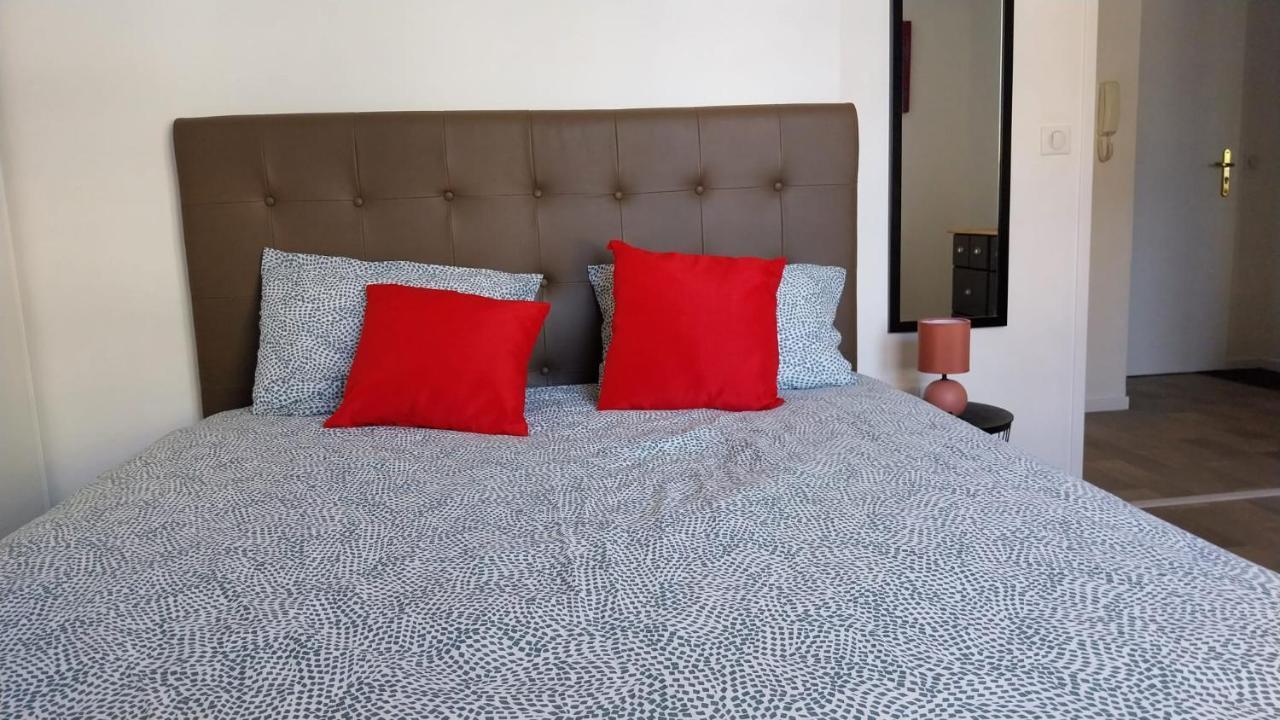 Appartement Cosy - Disneyland & Villages Nature Villeneuve-Saint-Denis Eksteriør bilde
