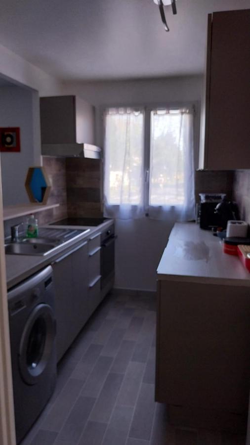Appartement Cosy - Disneyland & Villages Nature Villeneuve-Saint-Denis Eksteriør bilde